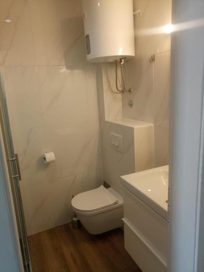 Apartmani Kujundzic ดูเช ภายนอก รูปภาพ